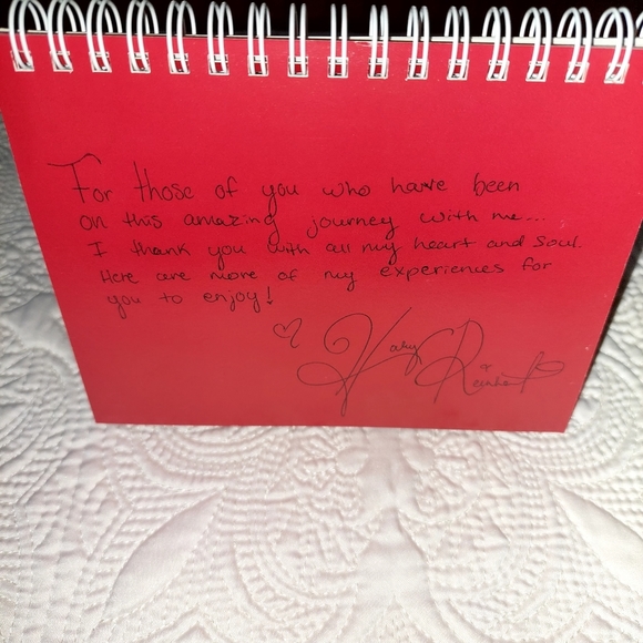 Haley Reinhart Signed PostCard Booklet - New - Picture 3 of 10